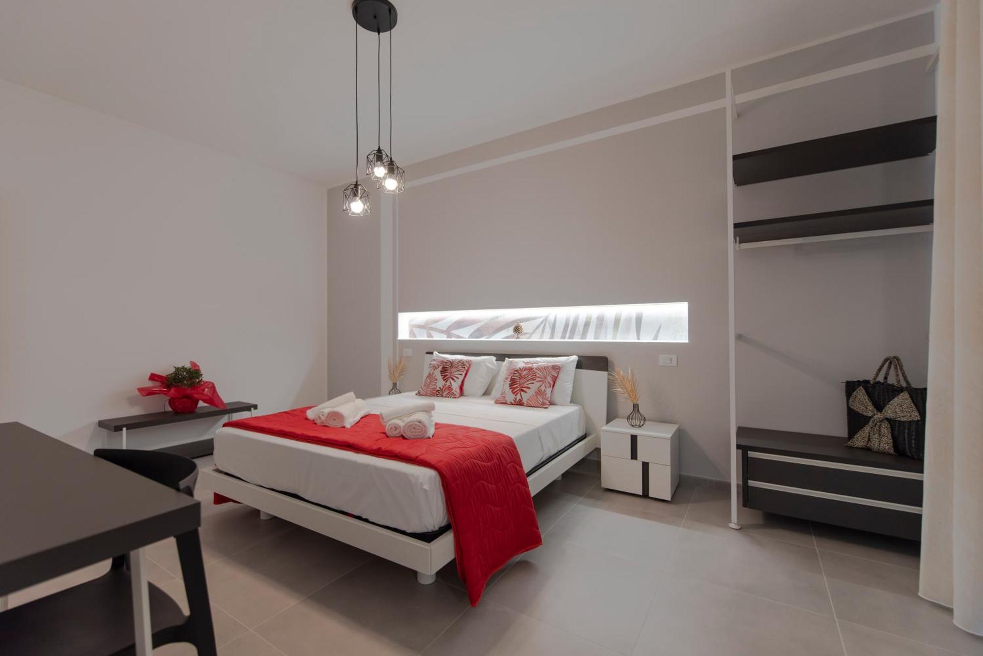 Bed And Breakfast Da Francesca Castelluzzo Exterior foto