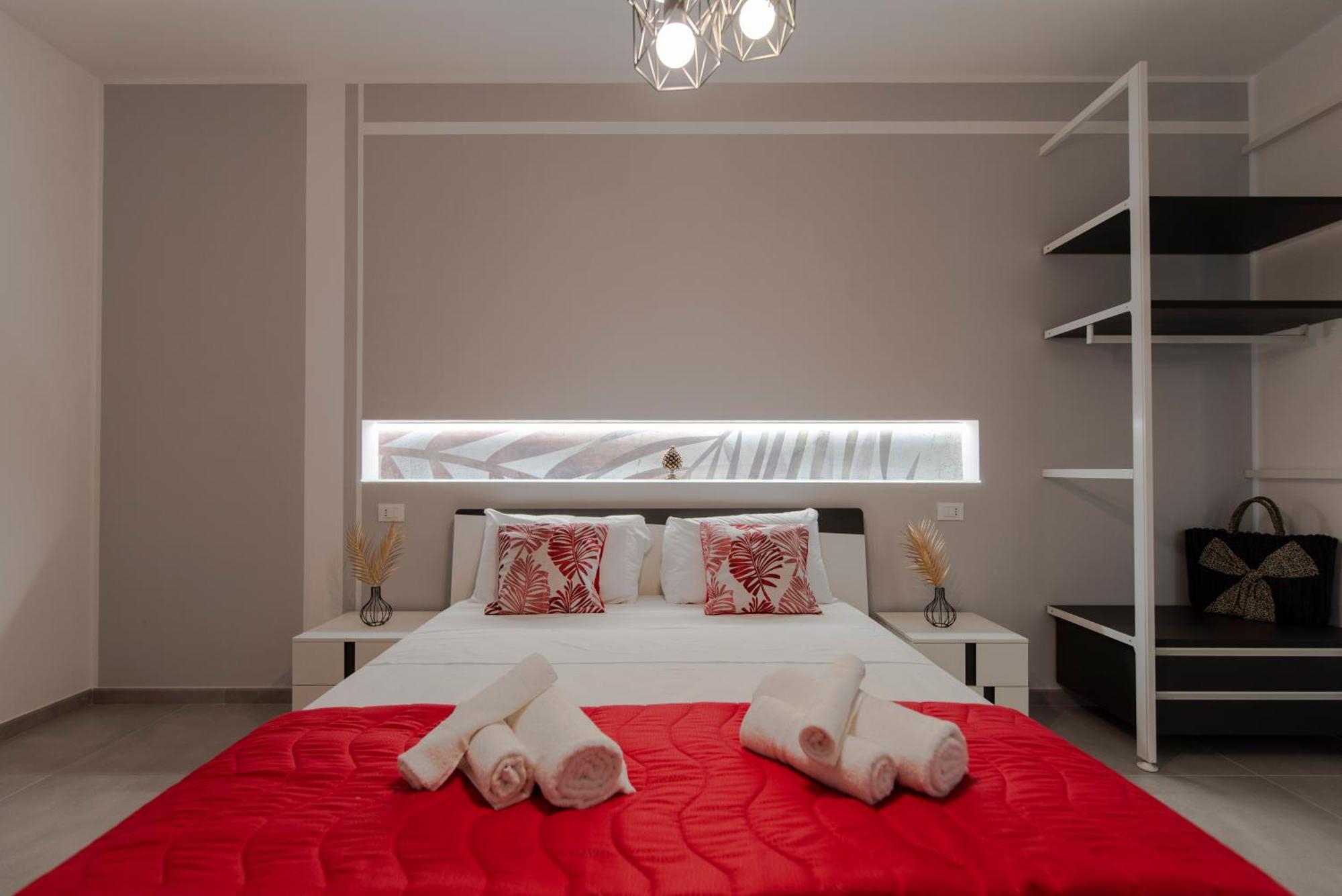Bed And Breakfast Da Francesca Castelluzzo Exterior foto